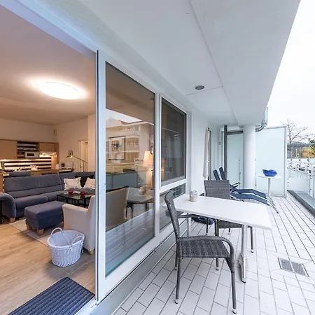 Bernstein An Der Seebruecke * Zingst